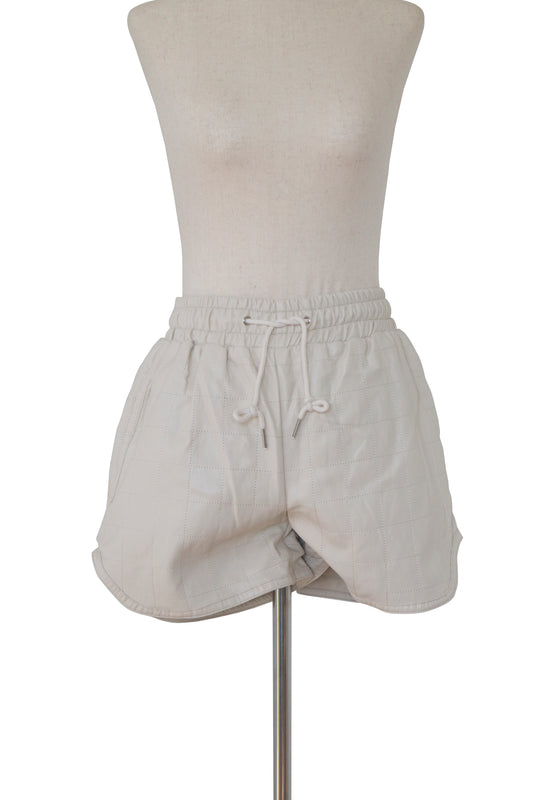 THE FRANKIE SHOP - Cream Quilted Shorts - Size M